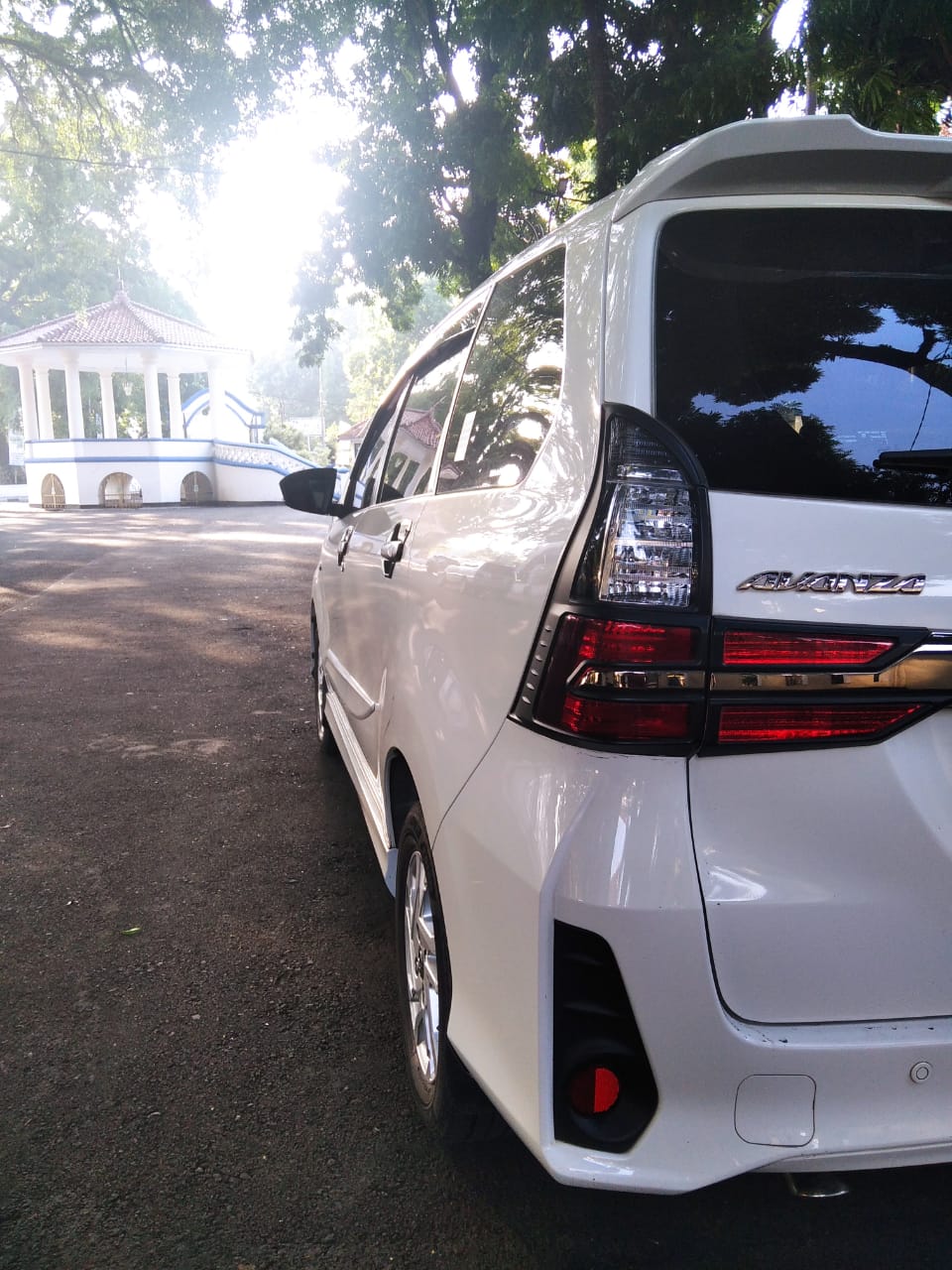 travel garut jakarta